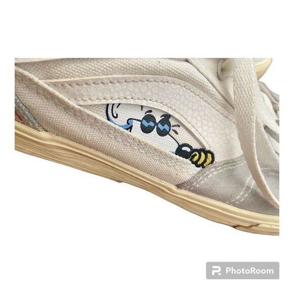 White and Red Men's Sneakers - Picture 5 of 11